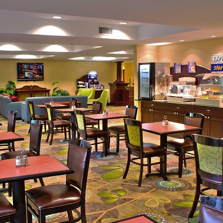 Holiday Inn Express Jacksonville East By Ihg Exterior foto